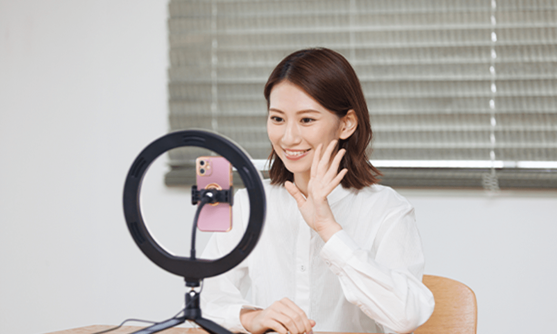 SNS×インフルエンサー×広告